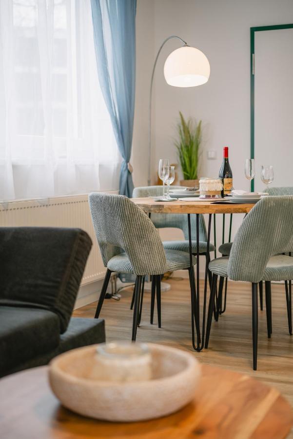 2-Zimmer Themen-Apartment Im Zentrum, Naehe Oper 拜罗伊特 外观 照片